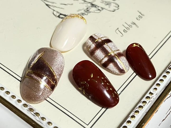 2026年 午年 新年ネイル デザイン