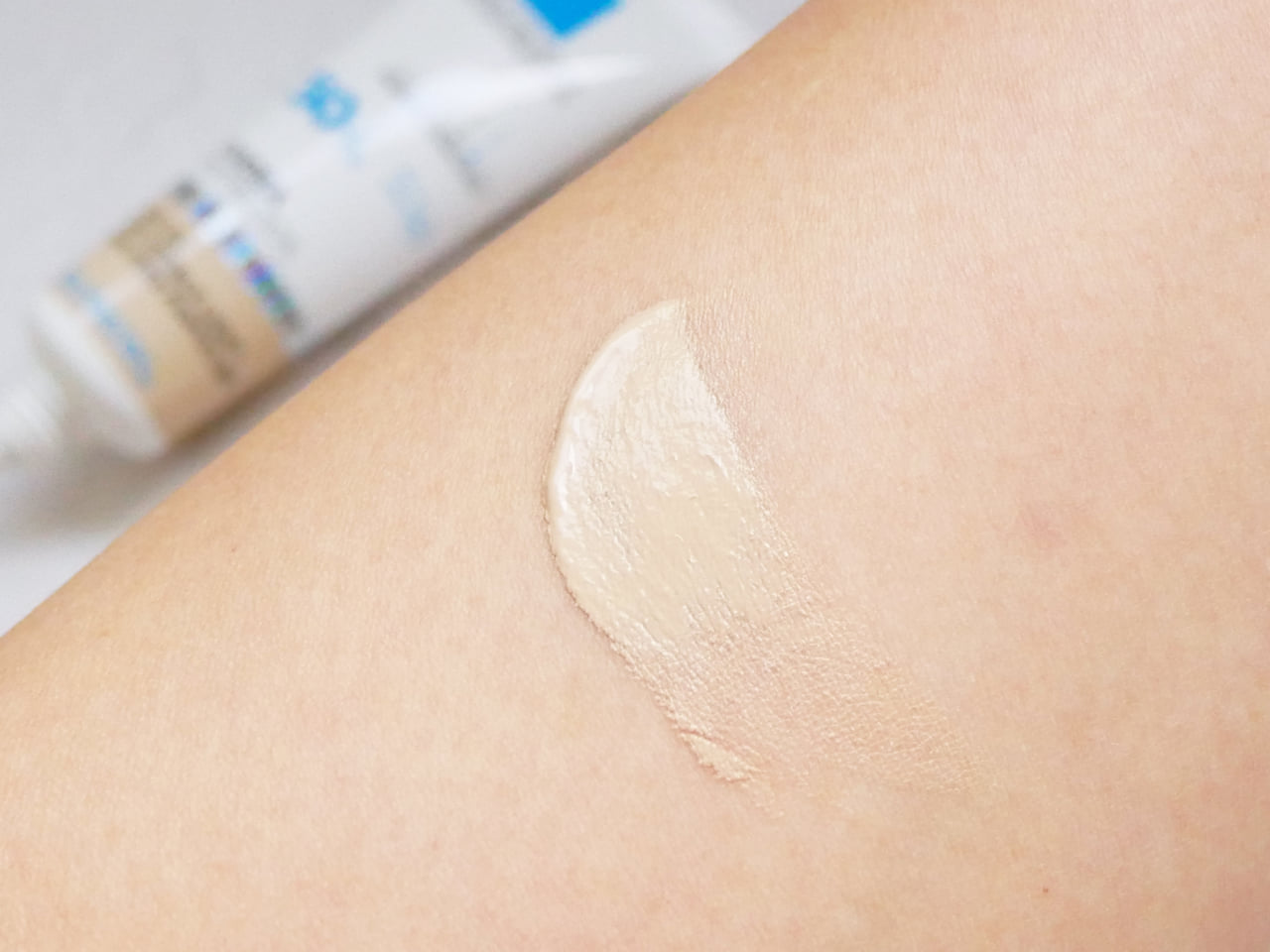 ラロッシュポゼ トーンアップUV ティント 色選び