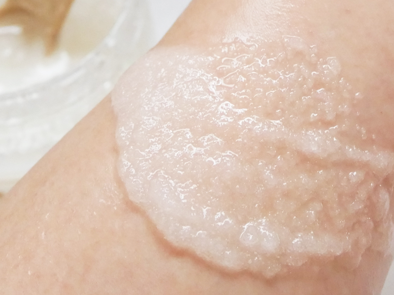 アンドハニー ボディスクラブ サボン どっちがいい？