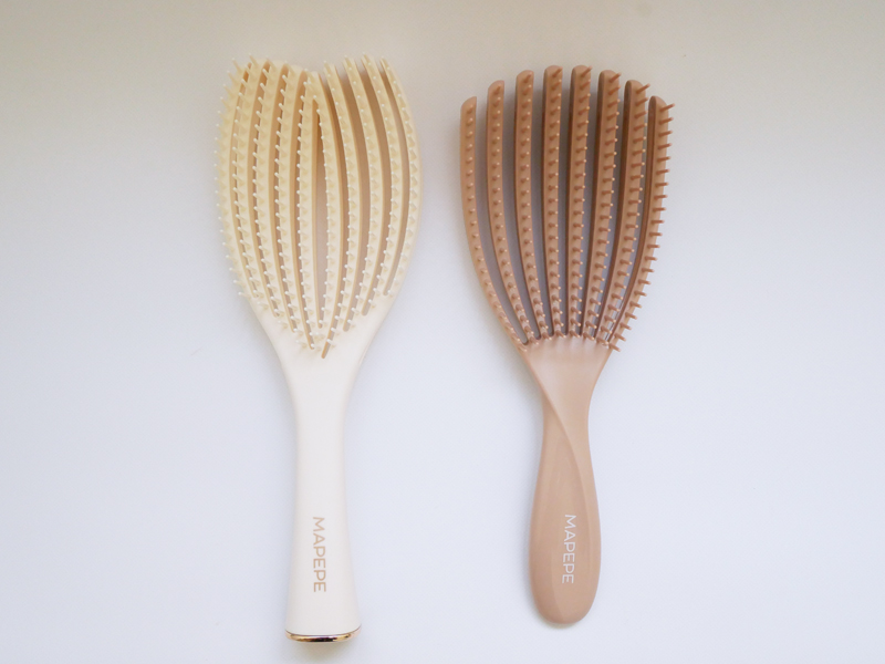 マペペ フレックススタンドブラシ フィンガーフレックスブラシ 違い