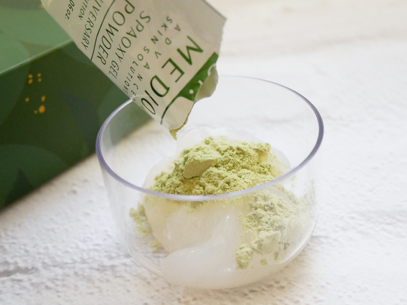 ドクターメディオン 炭酸ジェルパック 抹茶パウダー そのもの