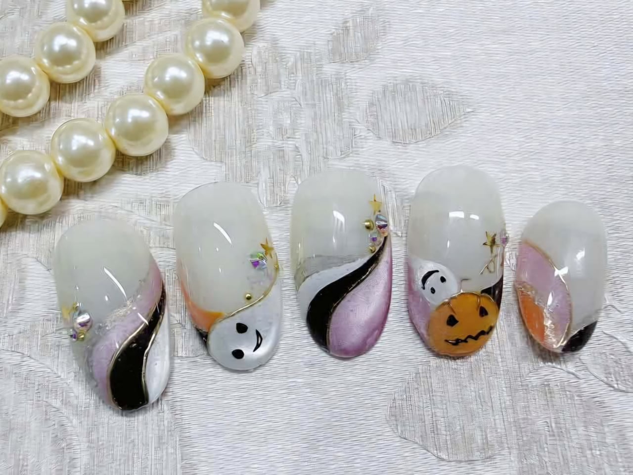 ハロウィンネイル おばけデザイン 可愛すぎない